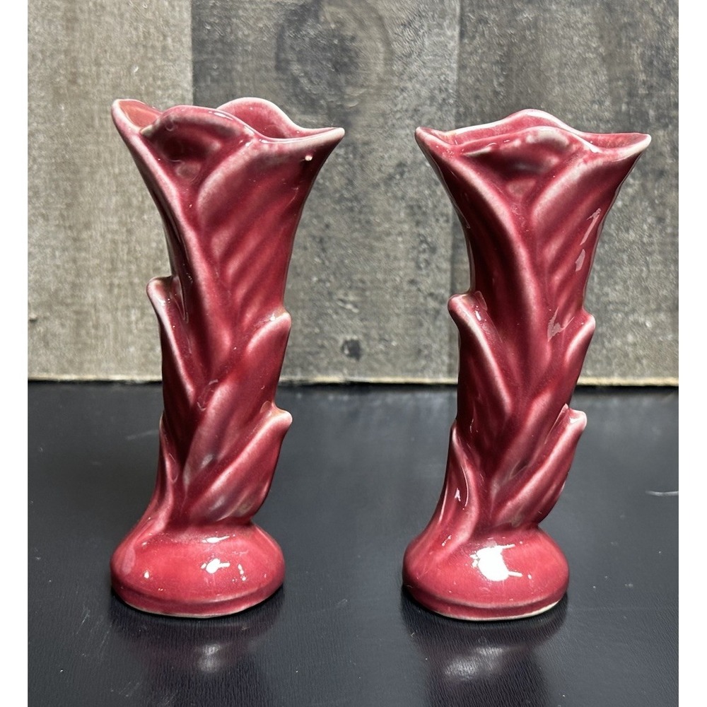 Vintage Shawnee Pottery Red Maroon Floral Bud Vases 1135 5". Set Of 2 USA